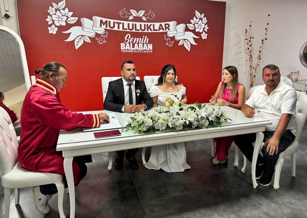 Gelin arabası için seçtiği araç şaşkına çevirdi! Nedenini açıklayınca herkes güldü 5